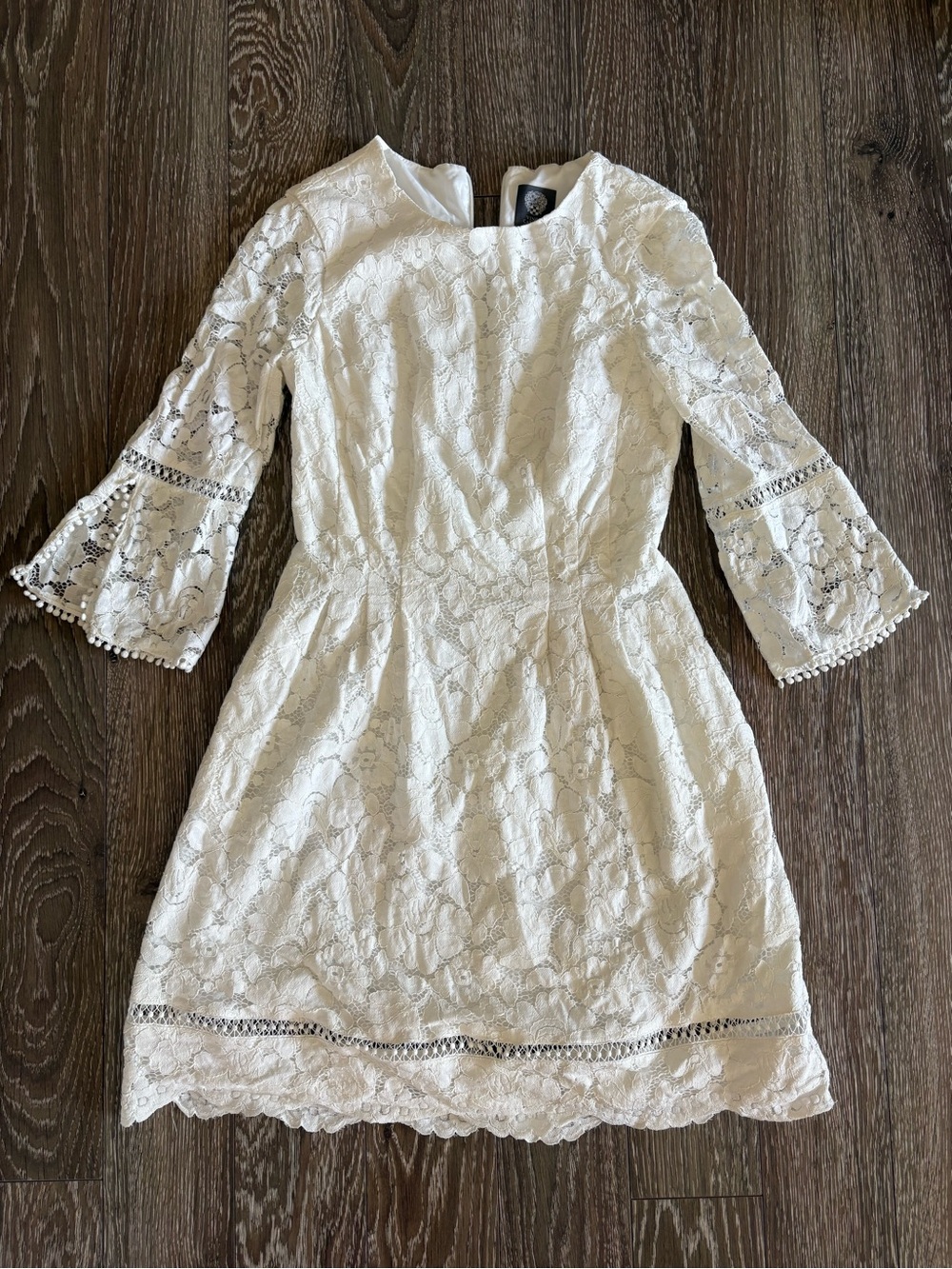 Vince Camuto Ivory Lace Bell-Sleeve Cocktail Dress